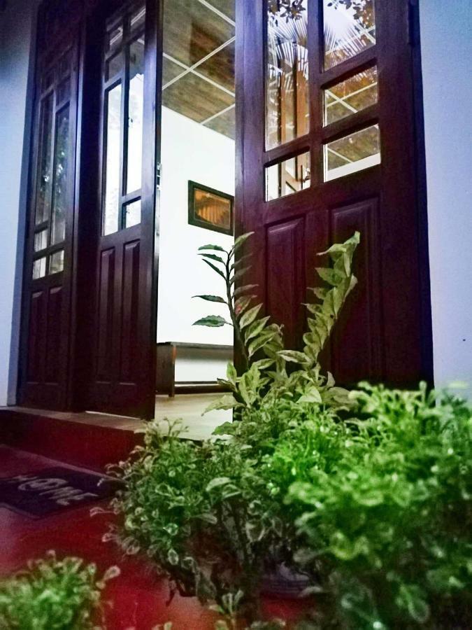 Home Away Ела Екстериор снимка